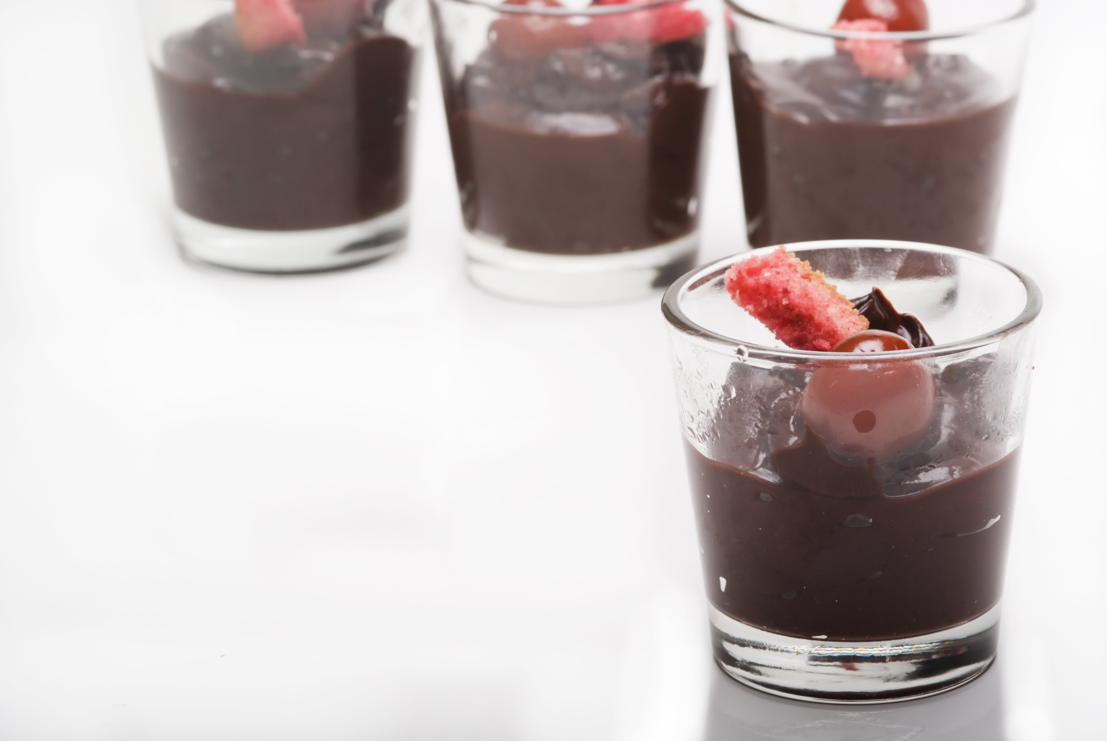 The Chocolate Date: Chocolate Chiffon Pots